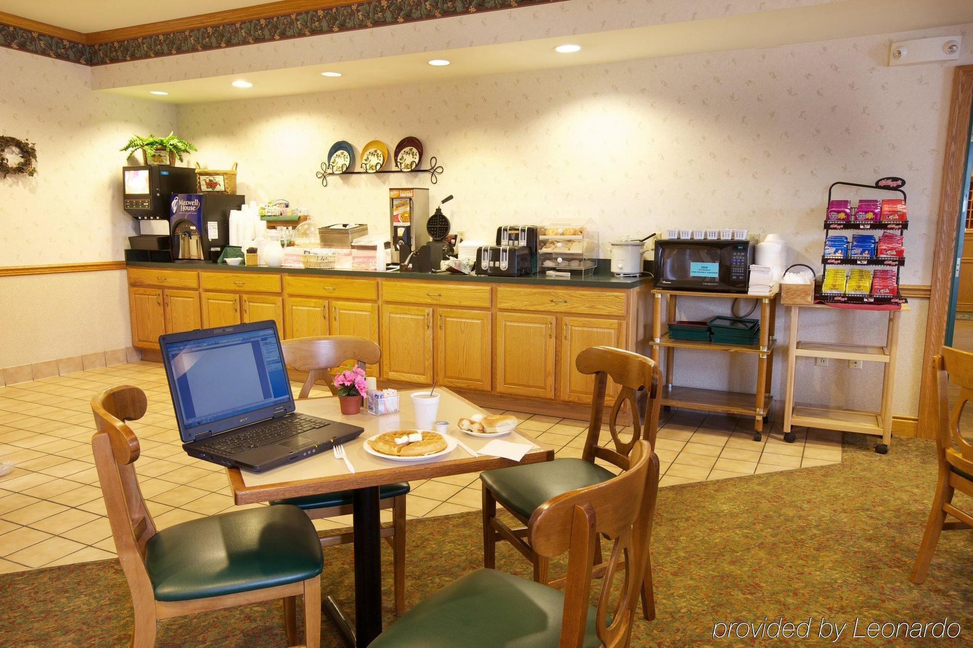 Lancaster Inn & Suites Manheim Luaran gambar