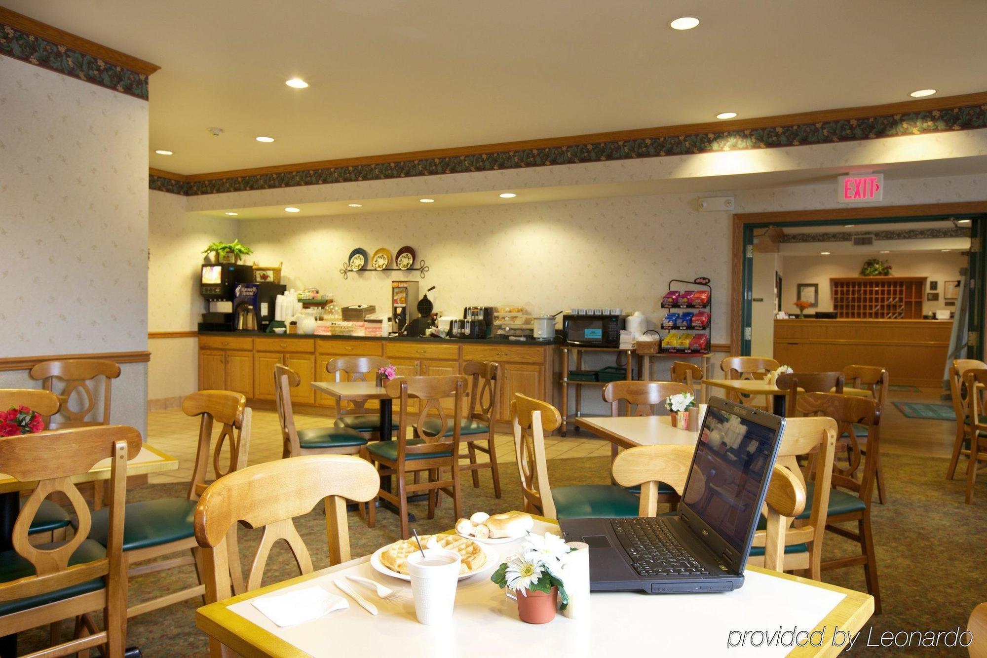 Lancaster Inn & Suites Manheim Luaran gambar